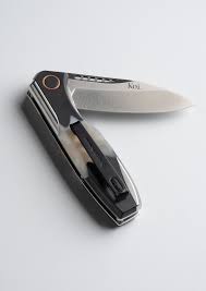 Koi "Max" The Magpie Magnacut Steel Folder
