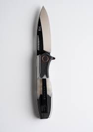 Koi "Max" The Magpie Magnacut Steel Folder